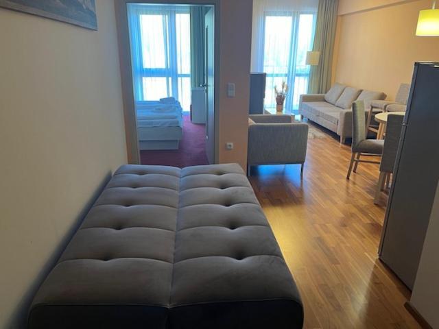 Apartment With Mountain View In Hotel Crocus, Štrbské Pleso Eksteriør bilde